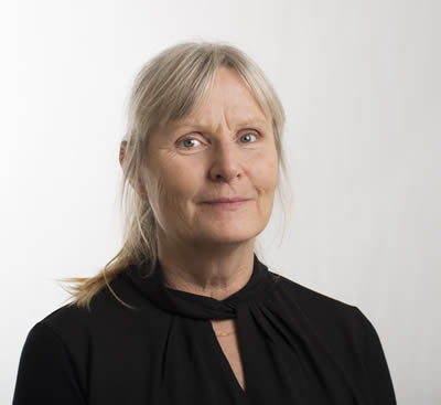 Dr. Anna Anund